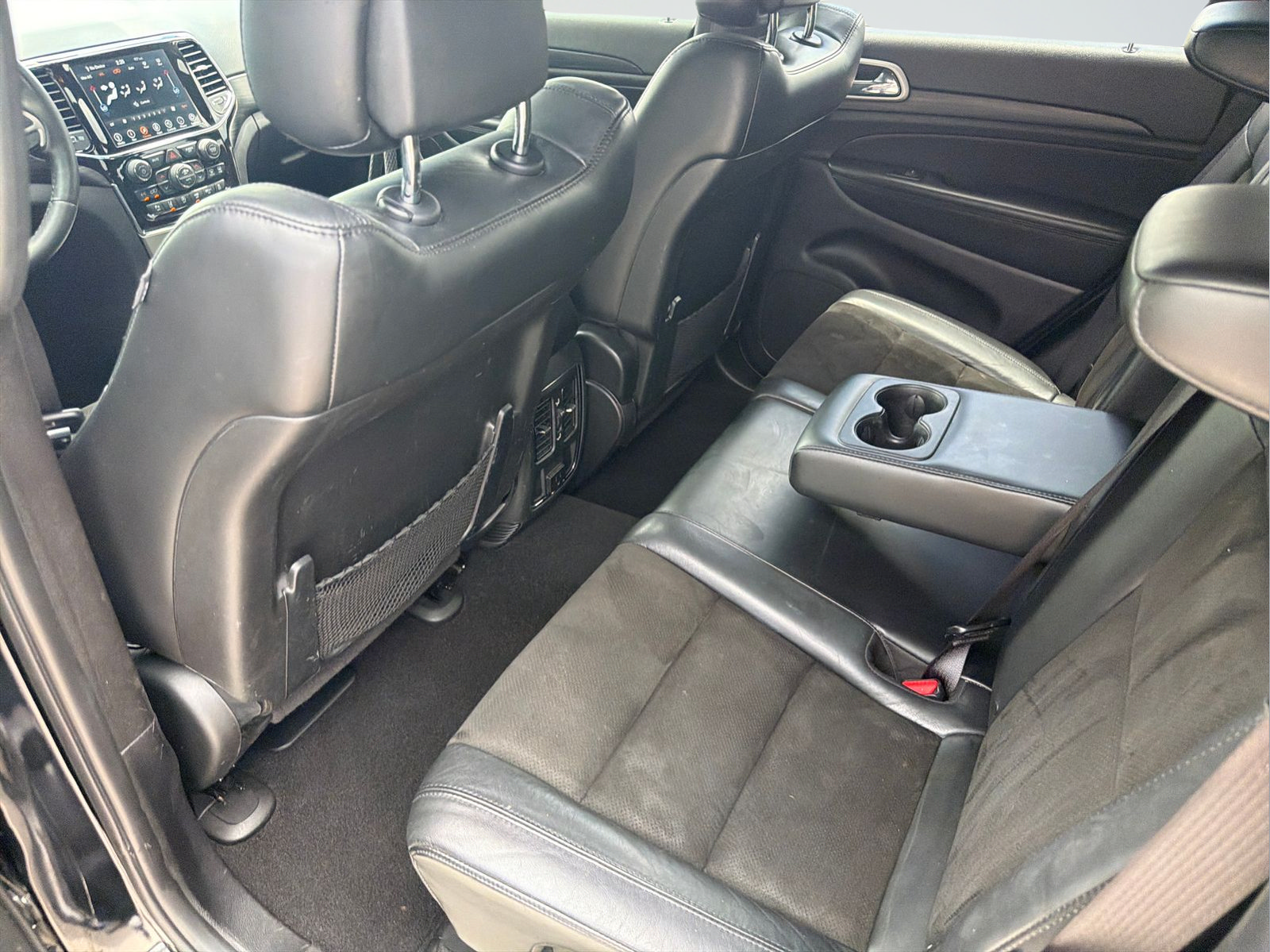 Used 2021 Jeep Grand Cherokee Laredo X RWD image 27