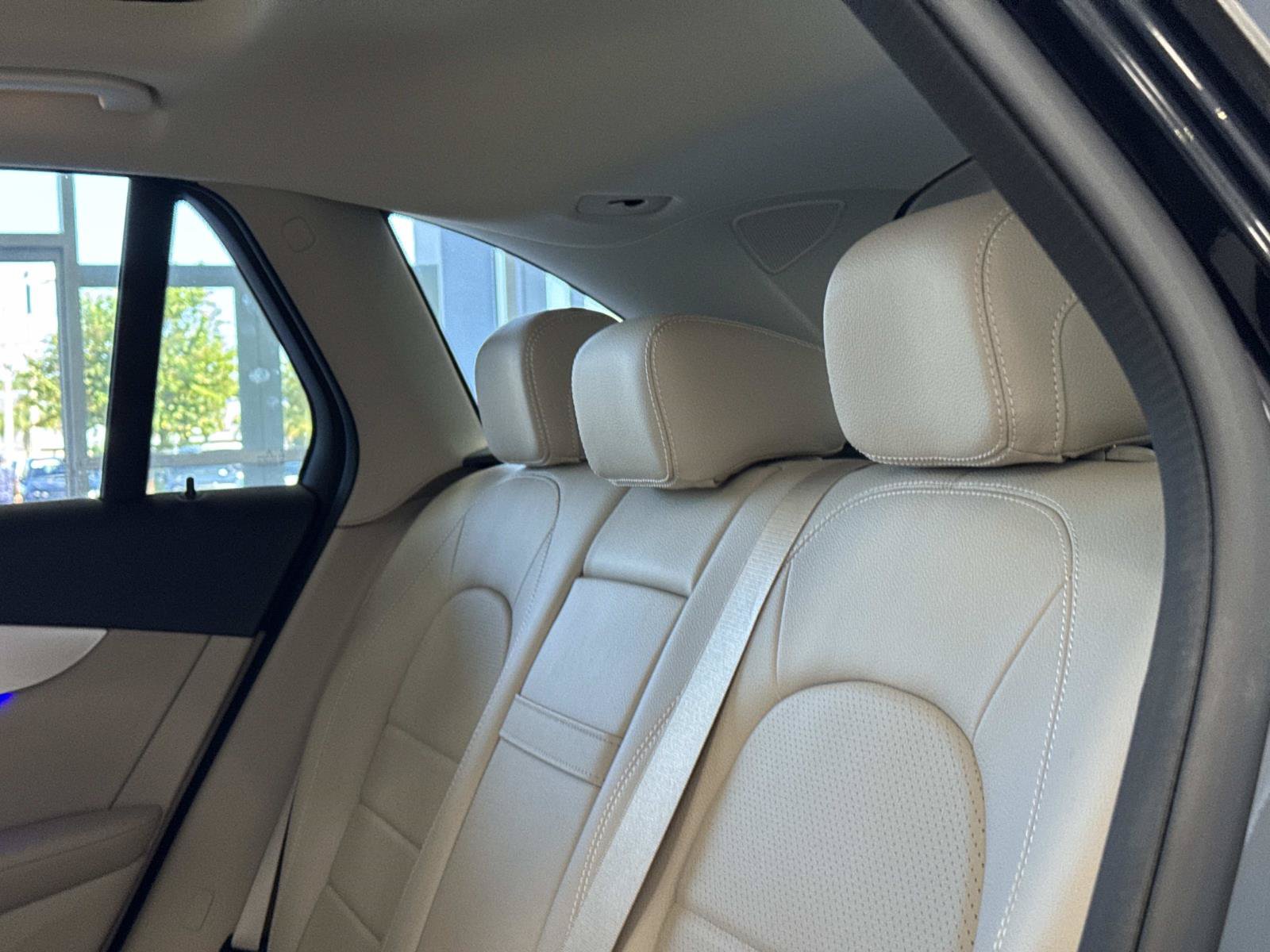 Certified 2022 Mercedes-Benz GLC 300 image 6