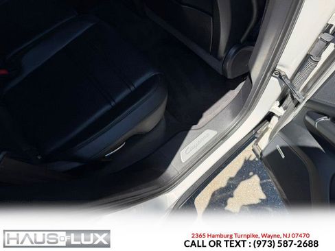 Used 2020 Porsche Cayenne AWD/4WD image 17