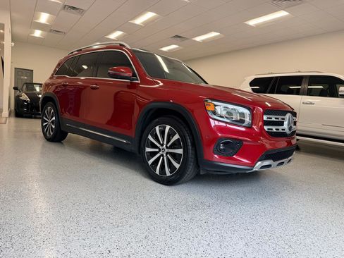 Used 2020 Mercedes-Benz GLB 250 image 11