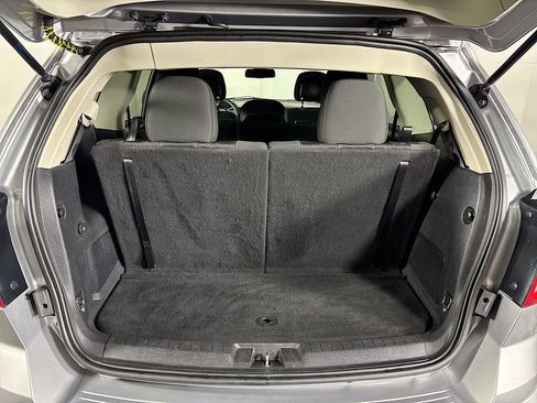 Used 2019 Dodge Journey SE FWD image 20