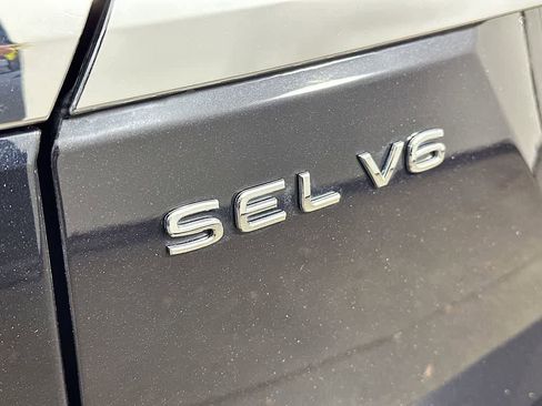 Used 2021 Volkswagen Atlas SEL R-Line FWD image 7
