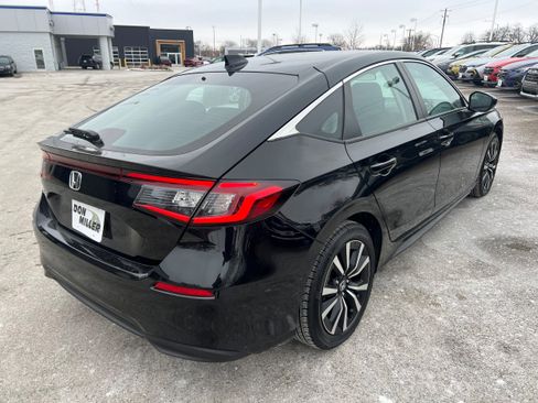 Used 2024 Honda Civic EX-L image 7