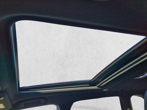 Certified 2025 Subaru Forester Premium image 22