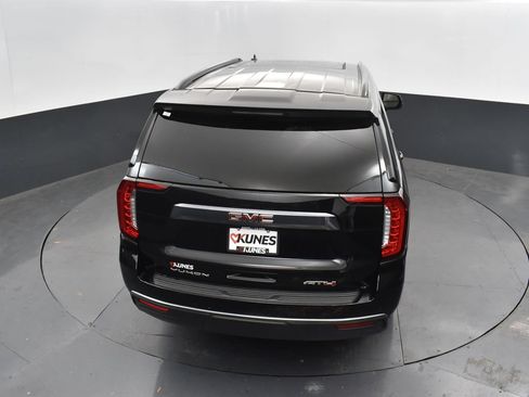Used 2024 GMC Yukon AT4 w/ Technology Package AWD/4WD image 28