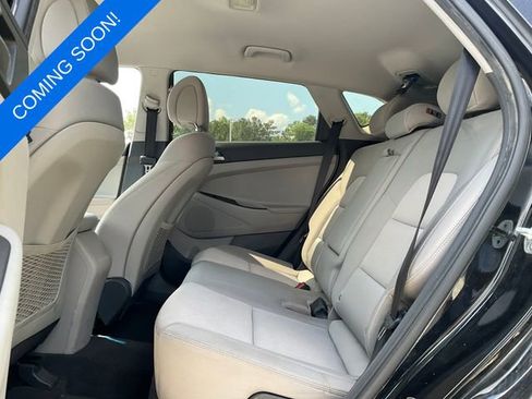 Used 2018 Hyundai Tucson SEL w/ Cargo Package FWD image 3