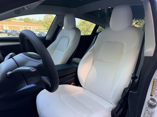 Used 2022 Tesla Model 3 Long Range AWD/4WD image 12