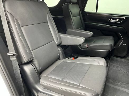 Used 2023 Chevrolet Tahoe Z71 w/ Luxury Package AWD/4WD image 24
