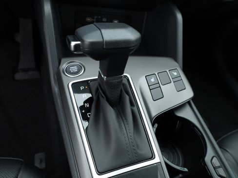 New 2026 Kia Sportage EX image 11