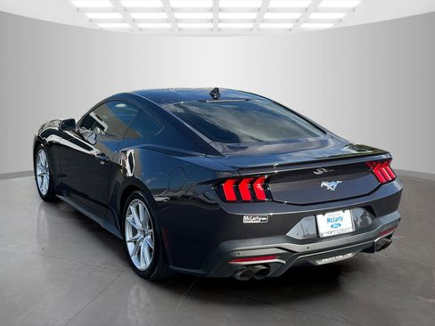 Used 2024 Ford Mustang Premium image 6