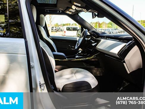 Used 2025 Land Rover Range Rover Sport Dynamic SE AWD/4WD image 21