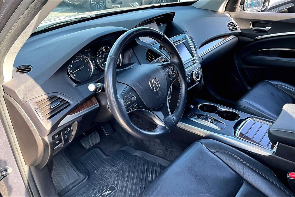 Used 2018 Acura MDX w/ Technology Package FWD image 13