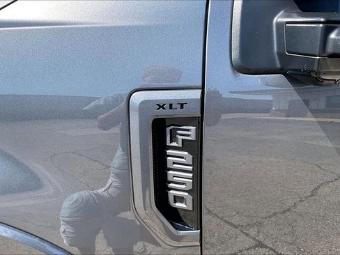 Used 2021 Ford F250 XLT w/ Tremor Off-Road Package AWD/4WD image 7