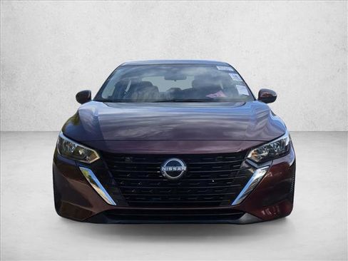 Used 2024 Nissan Sentra SV image 2