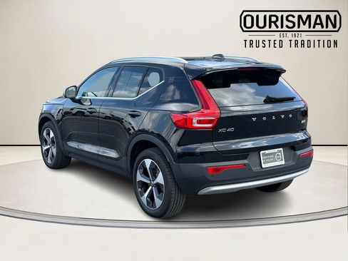 Certified 2023 Volvo XC40 B5 Plus w/ Driver Assist Package AWD/4WD image 6