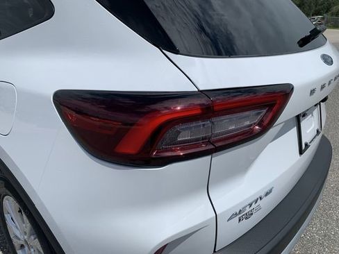 New 2025 Ford Escape Active w/ Tech Pack #1 FWD image 10