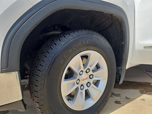 Used 2022 GMC Sierra 1500 SLE AWD/4WD image 33