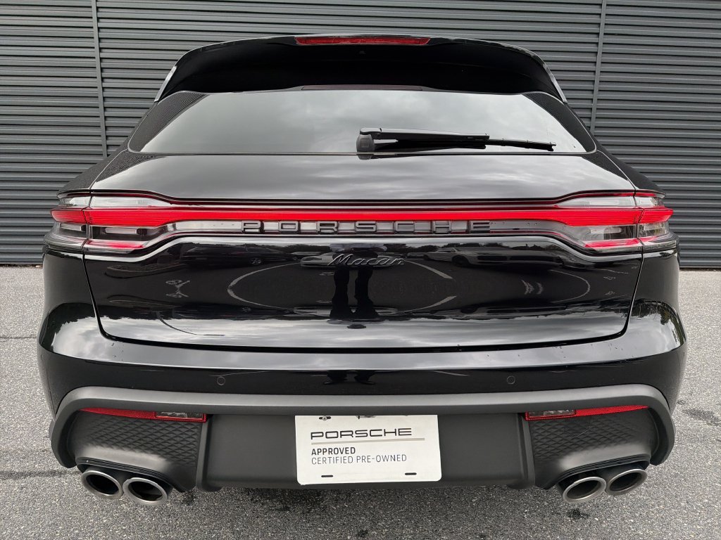Certified 2026 Porsche Macan AWD/4WD image 4