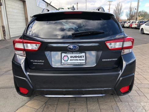 Used 2018 Subaru Crosstrek 2.0i Premium w/ Eyesight System image 3