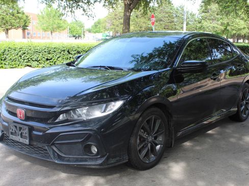Used 2021 Honda Civic EX image 1
