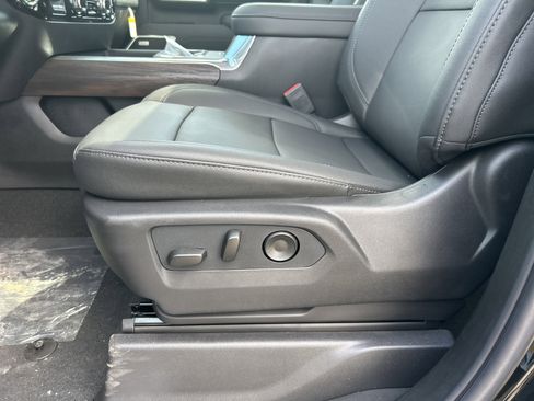 New 2026 GMC Sierra 2500 SLT w/ SLT Premium Package AWD/4WD image 20