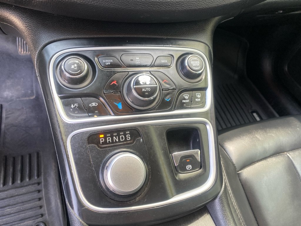 Used 2016 Chrysler 200 C AWD/4WD image 15