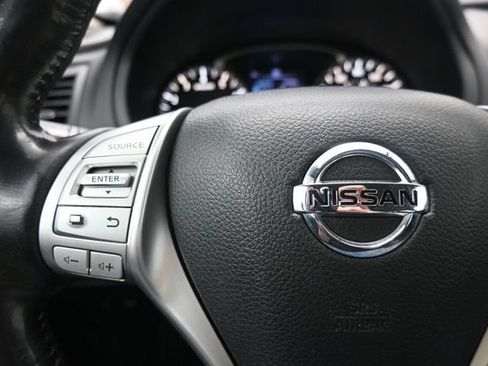 Used 2018 Nissan Altima 2.5 SV FWD image 25