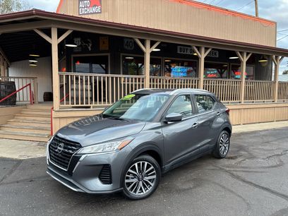 Used 2022 Nissan Kicks SV