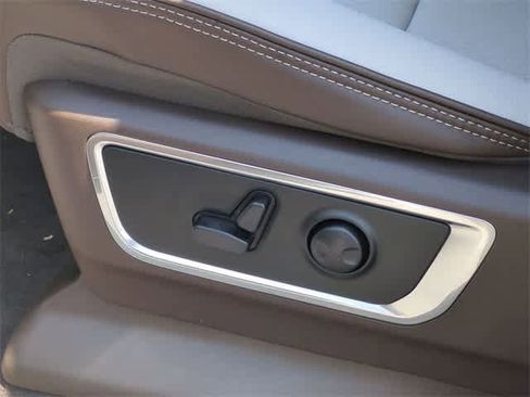 New 2025 RAM 1500 Laramie image 18