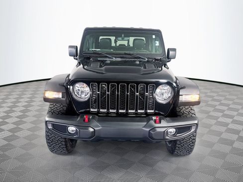 Used 2022 Jeep Gladiator Rubicon w/ Cold Weather Group AWD/4WD image 2