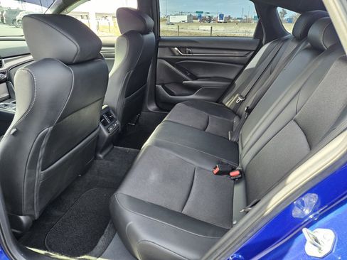 Used 2021 Honda Accord Sport image 10