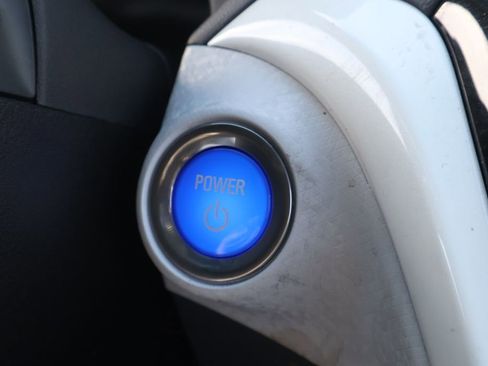 Used 2018 Chevrolet Bolt LT image 27