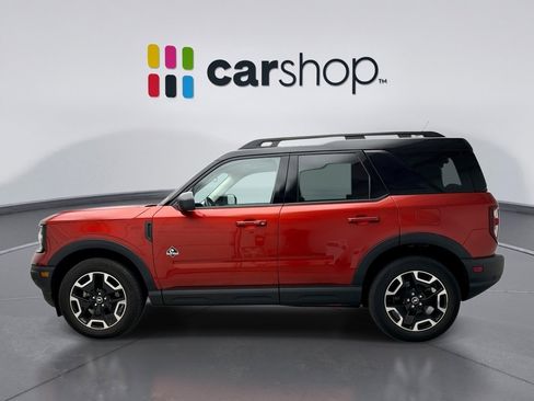 Used 2023 Ford Bronco Sport Outer Banks w/ Tech Package AWD/4WD image 2