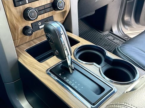 Used 2011 Ford F150 Lariat w/ Lariat Chrome Pkg image 13