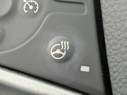 Used 2023 GMC Acadia SLT w/ Technology Package image 27