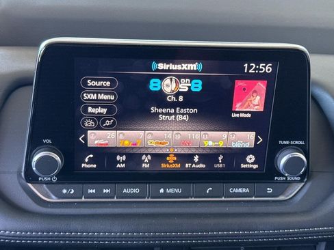Used 2025 Nissan Rogue SV FWD image 22