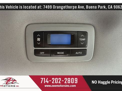 Used 2015 Toyota Sienna LE FWD image 37