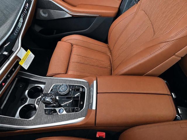 New 2026 BMW ALPINA XB7 AWD/4WD image 29