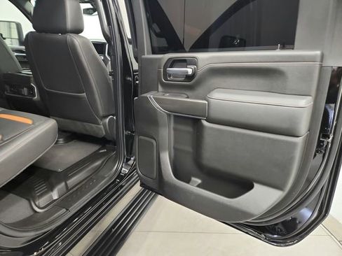 Used 2022 GMC Sierra 2500 AT4 AWD/4WD image 40