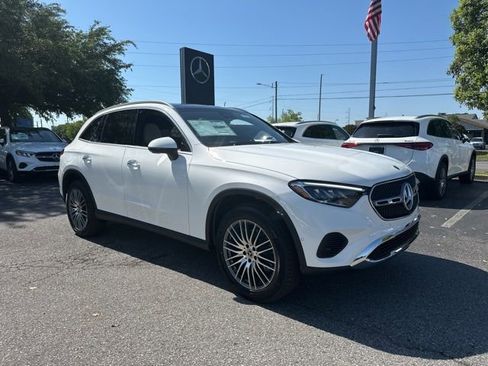 New 2026 Mercedes-Benz GLC 300 image 9