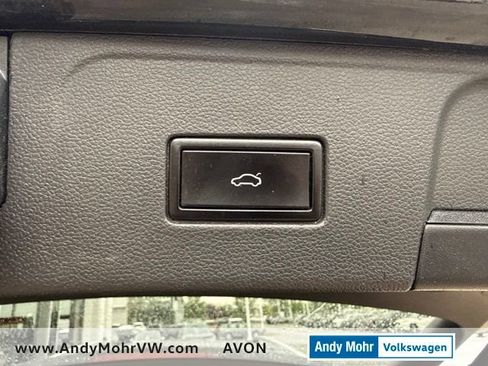 Used 2018 Volkswagen Atlas SE FWD image 10