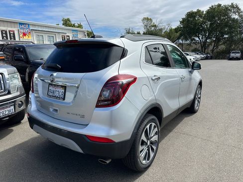 Used 2020 Buick Encore Essence AWD/4WD image 5
