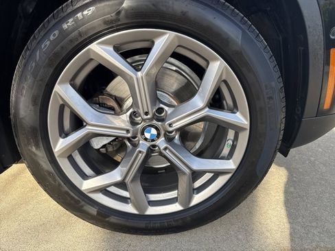 Used 2021 BMW X3 xDrive30i w/ Premium Package image 26