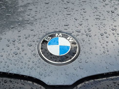 Used 2019 BMW 330i xDrive Sedan w/ Convenience Package AWD/4WD image 5