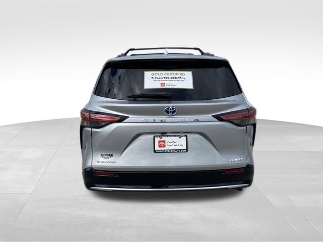 Certified 2025 Toyota Sienna Limited AWD/4WD image 3