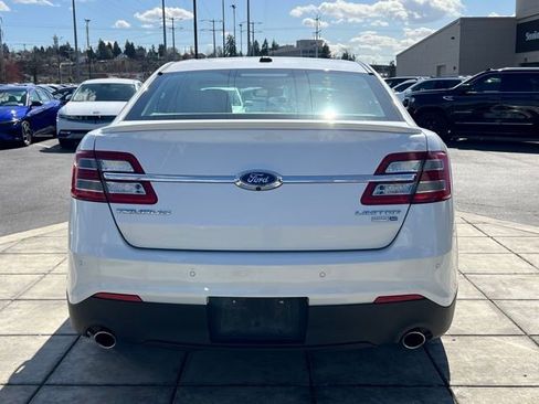 Used 2016 Ford Taurus Limited w/ Equipment Group 301A image 6