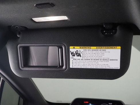 Used 2025 Toyota bZ4X XLE w/ Weather Package image 50