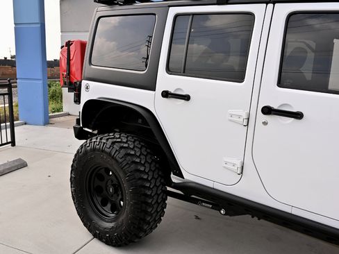 Used 2015 Jeep Wrangler Unlimited Sport image 57