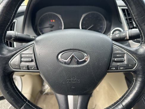 Used 2015 INFINITI Q50 Premium w/ Navigation Package image 24