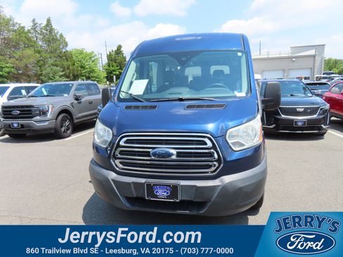 Used 2016 Ford Transit 350 XLT RWD image 2